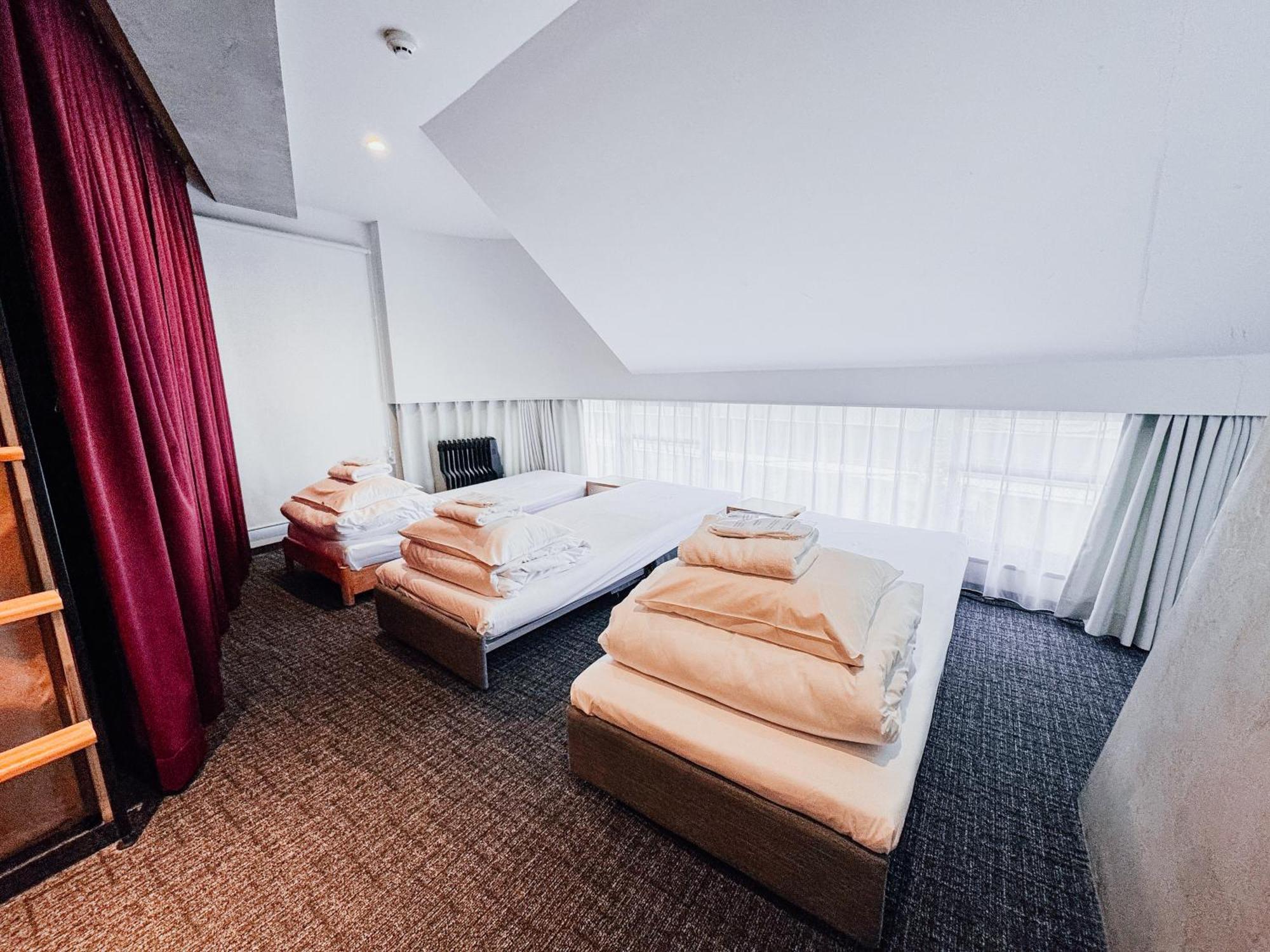 Unplan Shinjuku Hostel Токио Екстериор снимка
