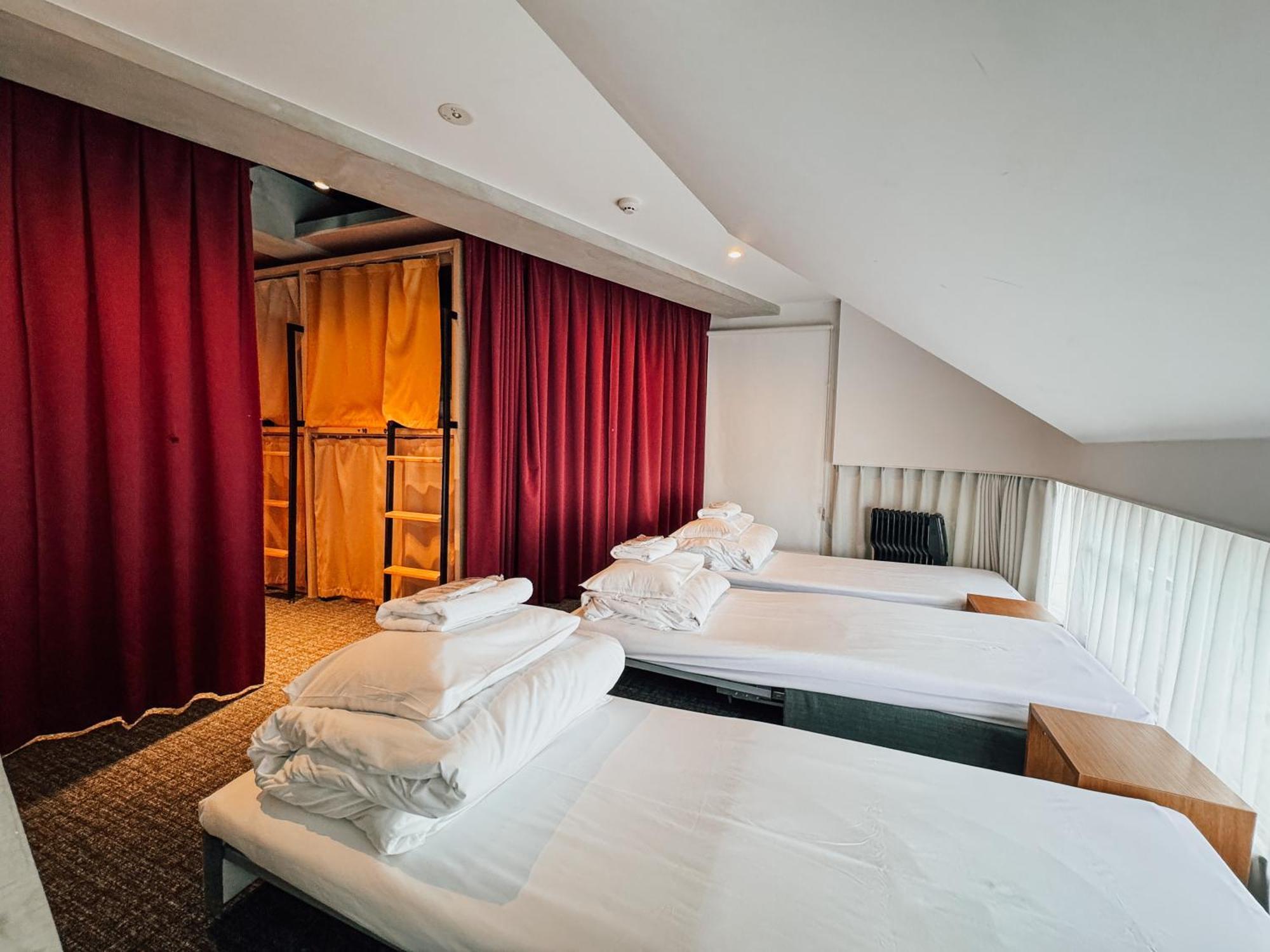 Unplan Shinjuku Hostel Токио Екстериор снимка